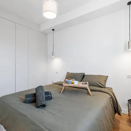 Loulib I Electio Apartment *