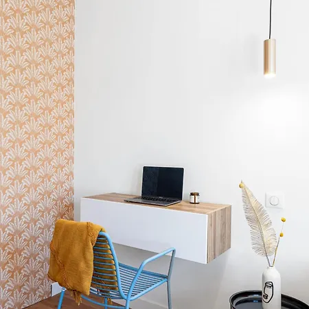Loulib I Electio Apartment *